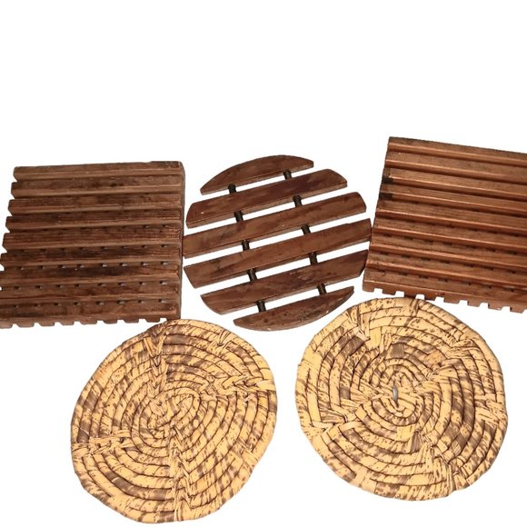 Vintage Wicker and Wood Trivets Set of Five Boho Style - Picture 1 of 7